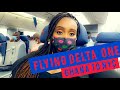 DELTA ONE FLIGHT EXPERIENCE | ACCRA TO NEW YORK | TRAVEL VLOG #glitteratieent  #blacktravel #delta