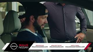Nikita Kucherov Picks Up a Vehicle from Maus Nissan