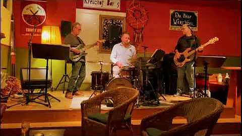 DAVE JUTZI TRIO -  Lay down Sally