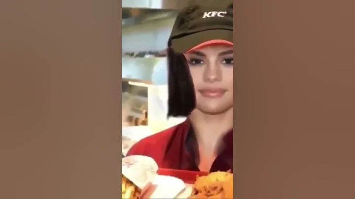 ￼Stan twitter: Selena Gomez  Working at McDonald's￼￼