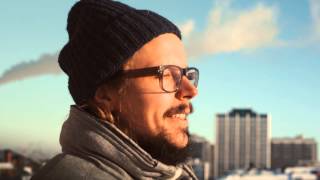 Video thumbnail of "Jukka Poika - Viestii (VIDEO)"