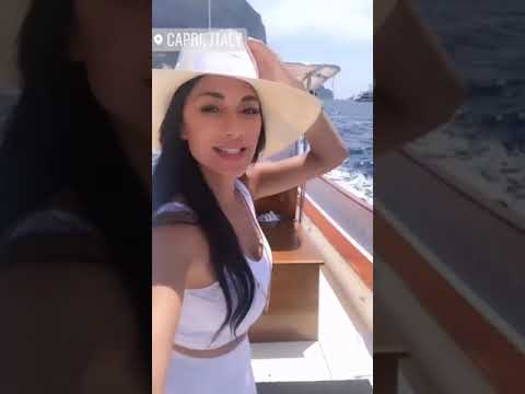 Nicole Scherzinger having