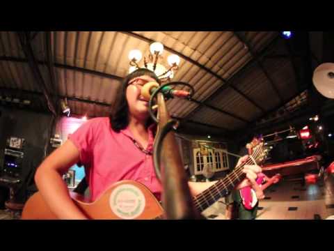 ไม่เคยรักกันเลยใช่ไหม - ศรราม cover by Pett Baa😂