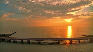 [空拍] 四草大橋 太陽從雲縫中經過的日落時刻 Sunset at Sìtshó Bridge, Annan Dist., Tainan City