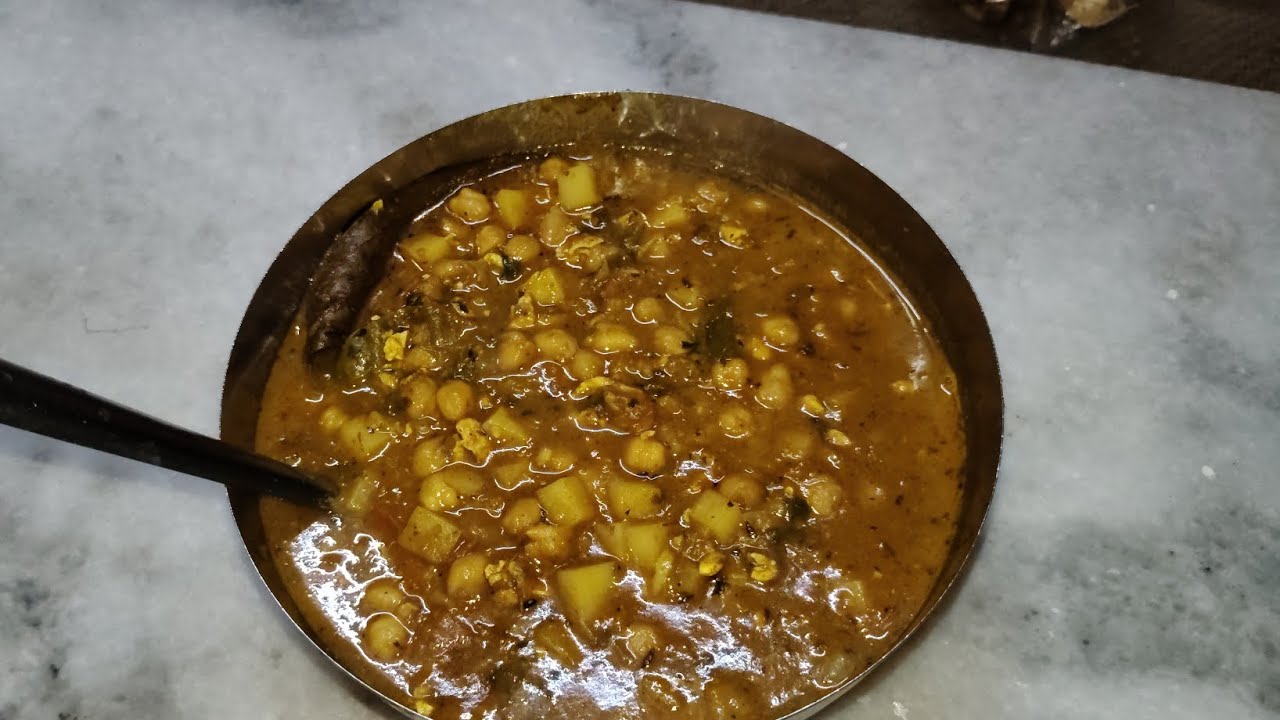 কেবলি ছোলার ঘুঙ্গ্নি।। একদম অনুষ্ঠান বাড়ির মতো 🤤🤤।। সাধারণ ও দারুন খেতে হবে 🤤🤤❤️❤️😘😘।।#recipe 