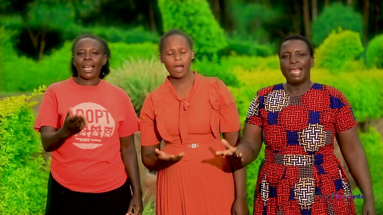 Lazaro // Mokomoni church choir 