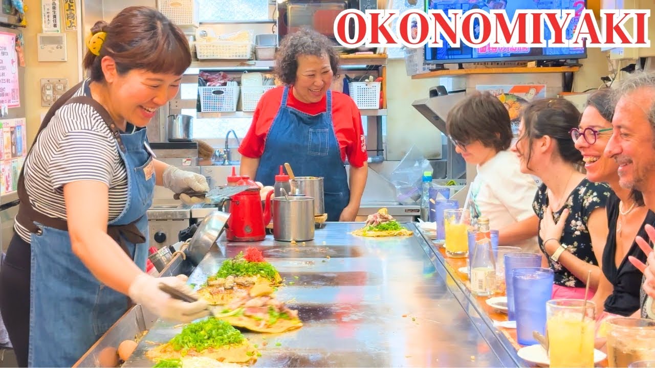 Она готовила окономияки до 10-го месяца беременности – Туристы её обожают! Okonomiyaki RON