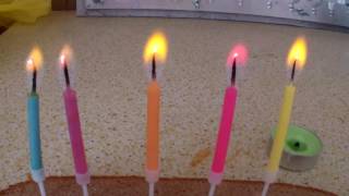 видео Свечи с разноцветным пламенем