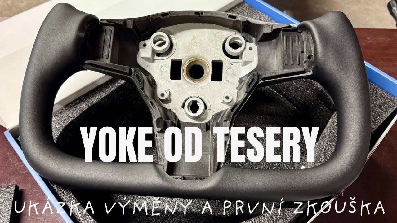 Tesla 3 nový volant YOKE od TESERY - jak sundat volant TESLA