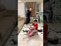 チントゥの家に大きな穴ができた。