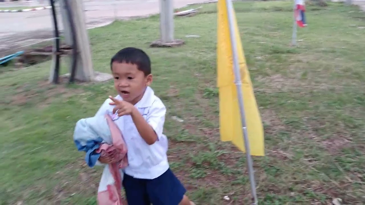 กับตันพบเสาธงชาติล้ม เลยอยากซ่อม #ธงชาติและเพลงชาติไทย @srinetfamily6845