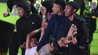 INDONESIA FOOTBALL STADIUM: Scores Of Football Fans Dead In Stampede #indonesia #stampede #football