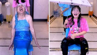 Join The Left Or Right Challenge, The Blue Mermaid Is So Funny😂! # Funnyfamily #Partygames