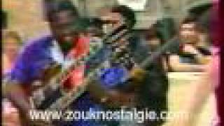 Kassav' - Mwen malad aw 1985