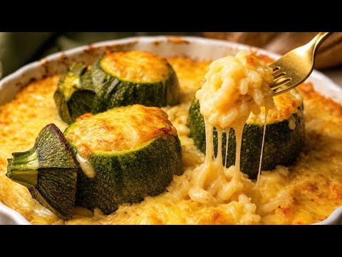 Dimentica il solito Risotto! Mettilo nelle Zucchine e guarda cosa succede! Facile e senza carne!