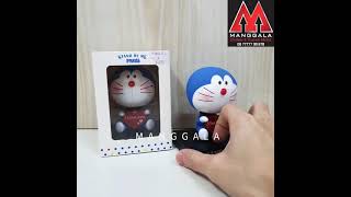 Boneka Pajangan Goyang Dashboard Mobil Doraemon Love