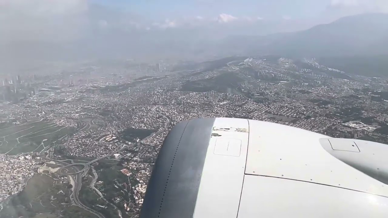 Adnan Menderes Hava Alanı  havalanma ve izmiri kuş uçuşu görme..