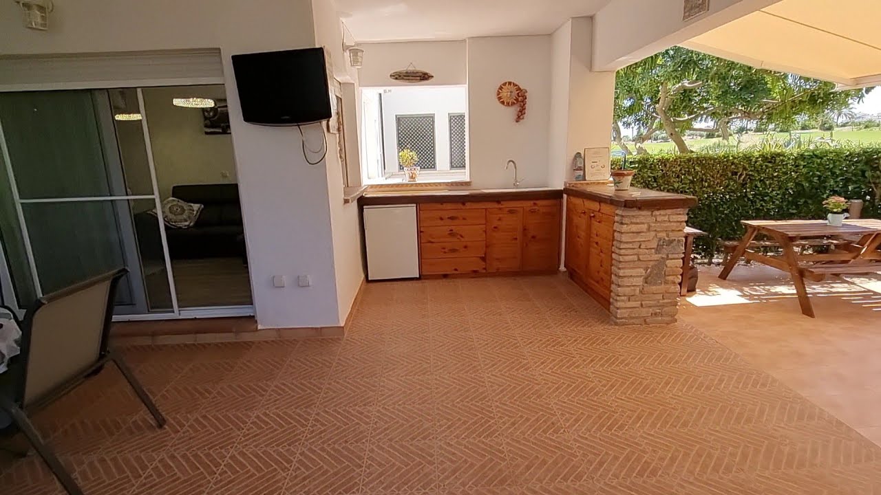 Потрясающие модернизированные апартаменты на первом этаже в La Torre Golf Resort, 125 900 евро. Н...