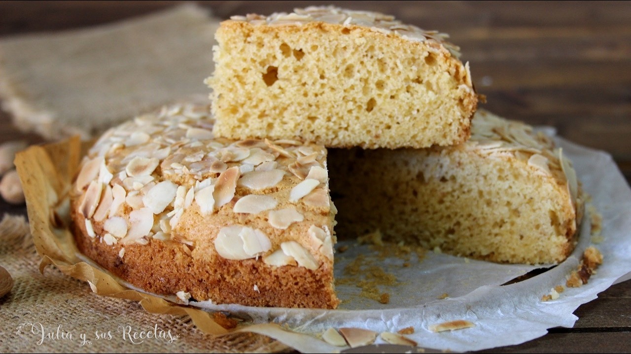 La Receta de Bizcocho de Almendra y Avellanas que Siempre Sale Bien
