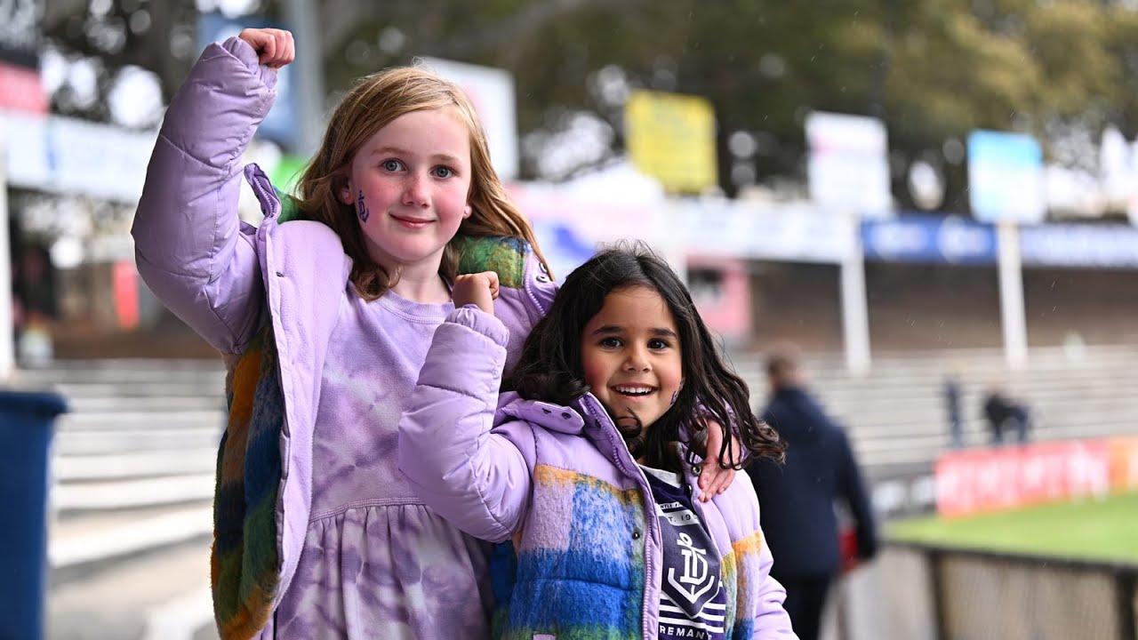 'The atmosphere is just electric' | AFLW at Fremantle Oval