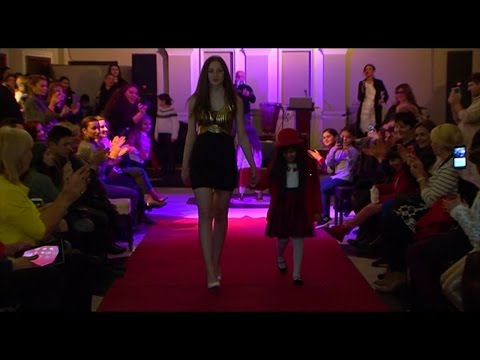 სპეციალური საჭიროების მქონე ბავშვები პოდიუმზე