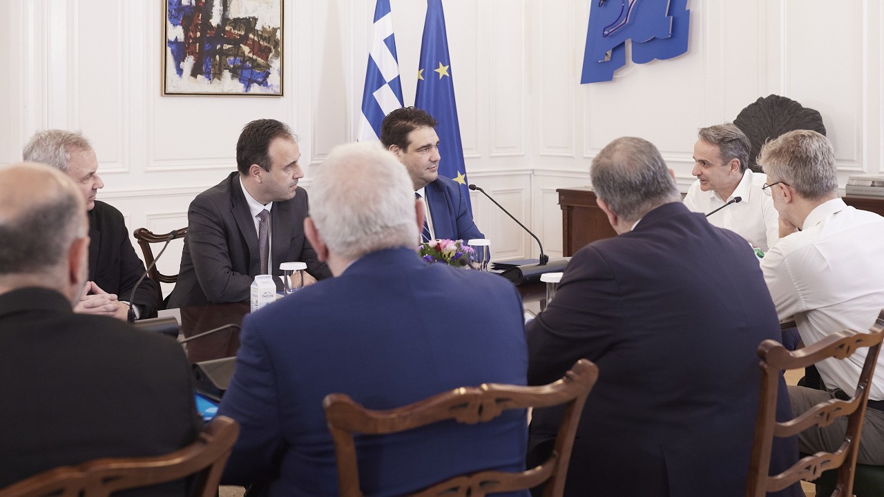 Σύσκεψη για την παρουσίαση του νέου κόμβου Παρακολούθησης Επιδόσεων Τοπικής Αυτοδιοίκησης – Video