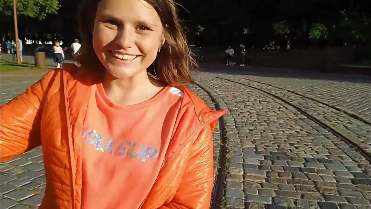 Ещё 5 минут посплю. Мемы про костю смешные. Спать иди аня. Аня шел. Мемы с именем костя.