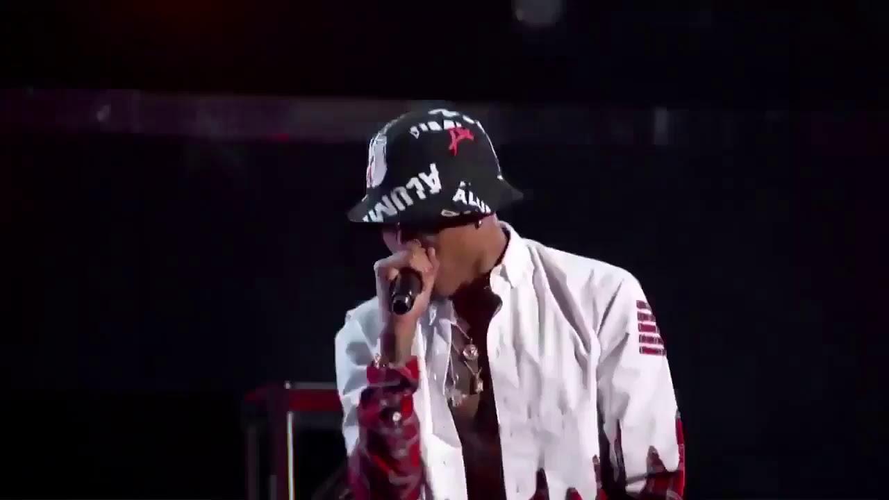 Chris Brown & august alsina and trey live bet awards