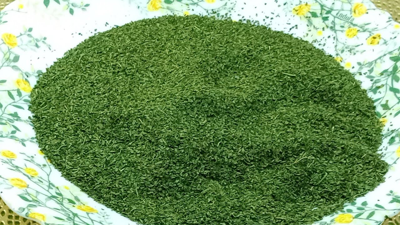 تنشيف الملوخية الخضراء بطريقة عبقريه لو عندك 50 كيلو هتخلصيهم في دقائق وتفضل خضراء طول السنة