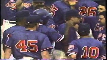 Expos walk off win on Yankees error in 1992 Delino DeSheilds