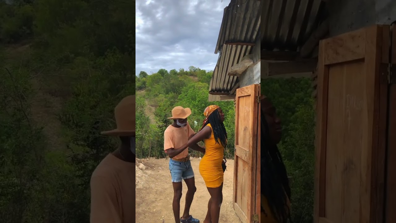 Madan Majistra vle pran relasyon an nan Yon lot dimansyon....