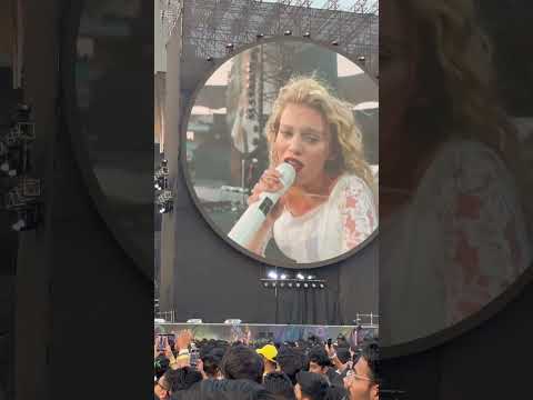 Elyanna Callin You Tamally Maak Live Coldplay Concert 