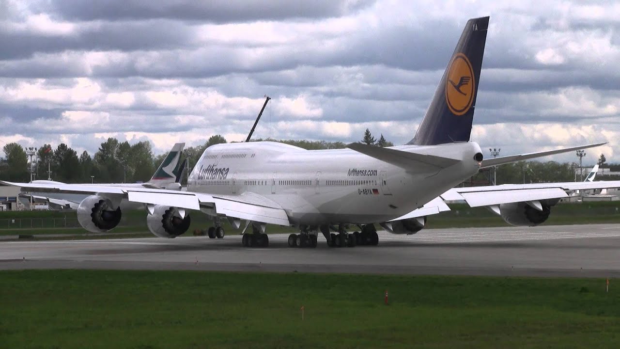 Lufthansa 747-8i Delivery Flight
