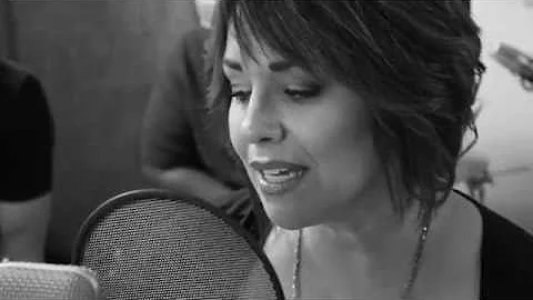 Michelle Winters   Tennessee Whiskey (Cover)