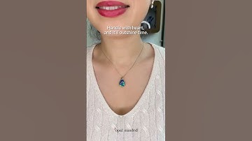 The kind of fire only an opal can hold. 🔥 #australianopal #opalpendant #necklace #gemstonejewelry