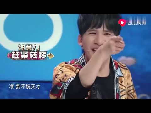 谢娜的歌张杰居然猜不出来，这是回家想跪搓衣板的节奏啊