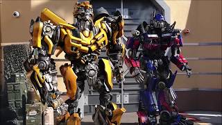 UNIVERSAL STUDIOS Meet the TRANSFORMERS