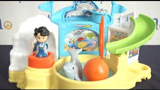 Fisher Price Little People Aquarium Visit Koby Trainer wetsuit boy Fish Dolphin