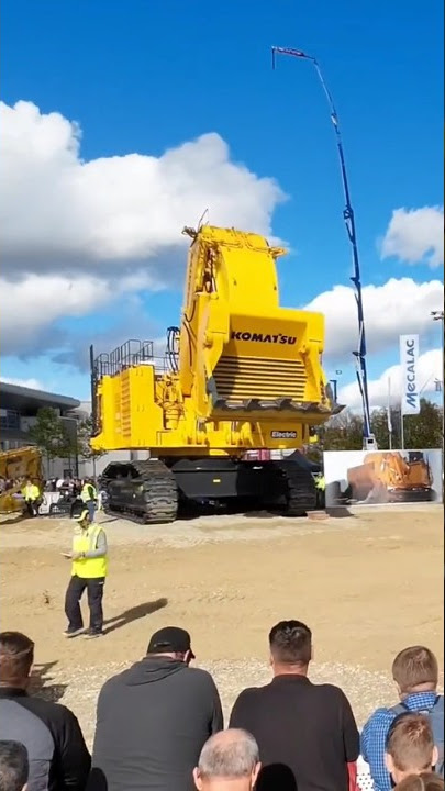 Buldoser Terbesar diBumi di Rilis #komatsu #bulldozer