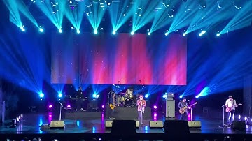 Julia - Exists Reunion - Singapore