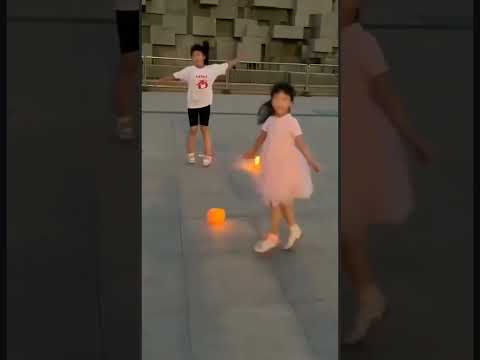 М'яч-балансир із LED-підсвіткою JoyVend, видео 1