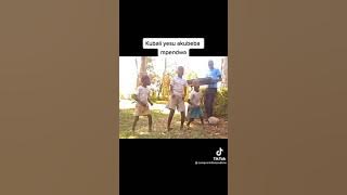 Best of Amenibeba mgongoni ( bwana Yesu amenibeba mgongoni) nice song