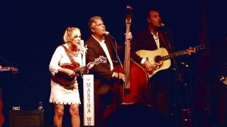 The Precious Jewel - Rhonda Vincent and The Rage Live chords