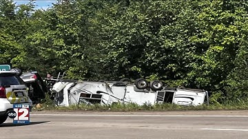 I-75 crash cleaned up in northern Genesee County
