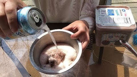 stem experiment 10: solids, liquids, and gases  Making your own rootbeer float