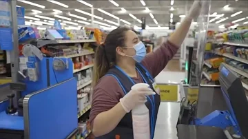 Are Walmart cashiers getting a raise in 2021?