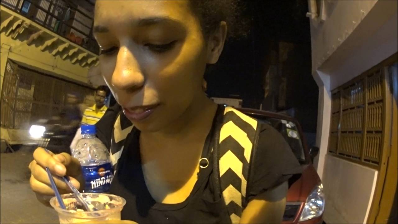 Индия Влог 14. Ночной город Агра, ночная Индия, уличная еда, кафе, шопинг, музыка и многое другое