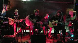 Royal bliss - Devils and angels acoustic live