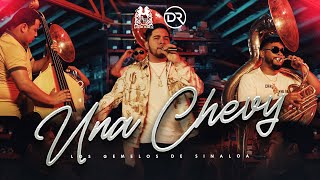 Los Gemelos De Sinaloa - Una Chevy [En Vivo] chords