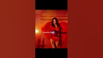 Runway Walk VS Victoria